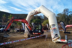 campeonato-extremo-4x4-mijas-2019-maquinaria-mini-excavadora