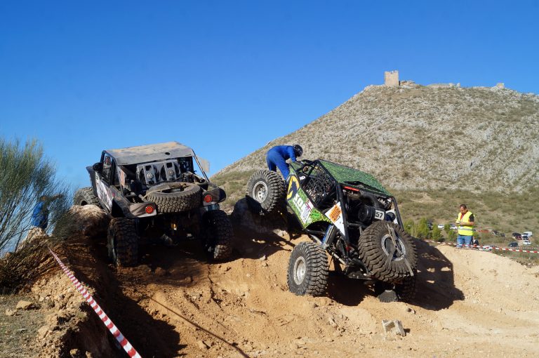 Más de 30 equipos se dieron cita en Martos para la disputa de la quinta cita del Campeonato Extremo 4×4 de Andalucía