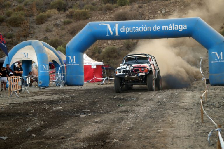 Más de 30 equipos se dan cita en Torrox para disputar la tercera cita del Campeonato Extremo de Andalucía CAEX 4×4 2021