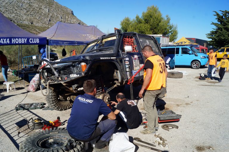 Parque de Trabajo en el Campeonato Extremo 4×4, la fábrica de hacer milagros en poco tiempo y en las condiciones más difíciles