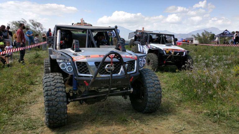 Vehículos Proto preparados para tomar la salida en el Extreme 4x4 de Pizarra.