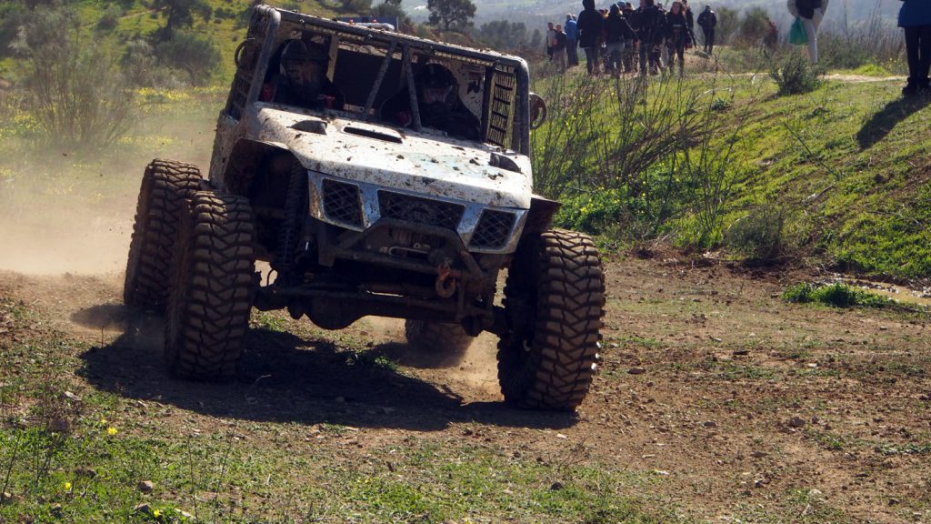 Equipo MJ Neumáticos V Extreme 4x4 Pizarra 2023 etapa resistencia 1.