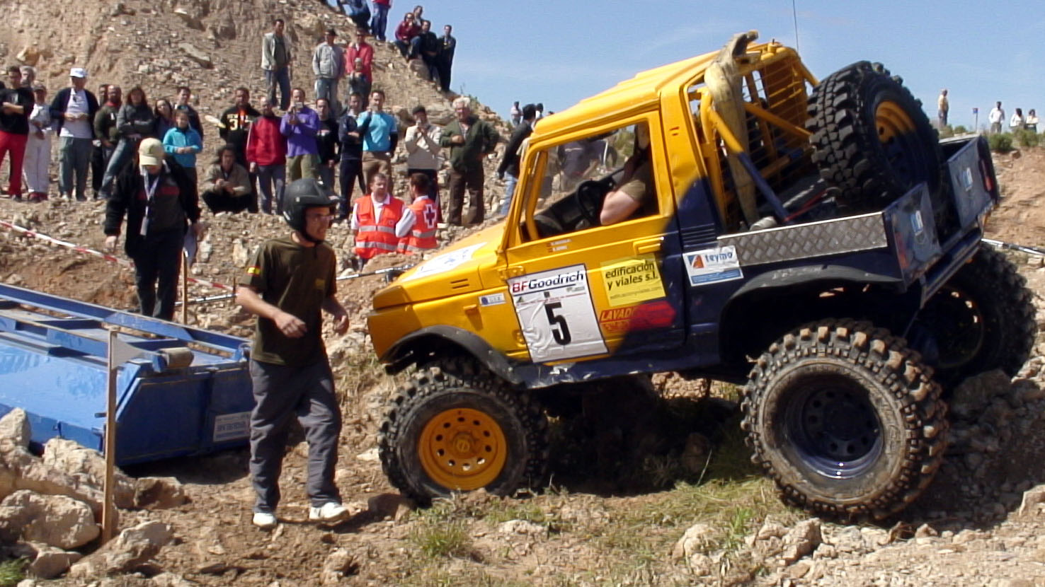 Suzuki Proto en Trial 4x4.