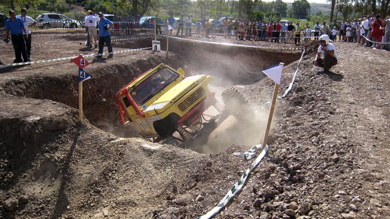 Suzuki en Trial 4x4 de Cantillana (Sevilla).