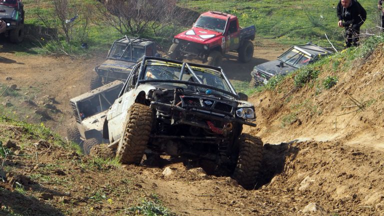 Subida de barro en el Extreme 4x4 de Pizarra 2023.