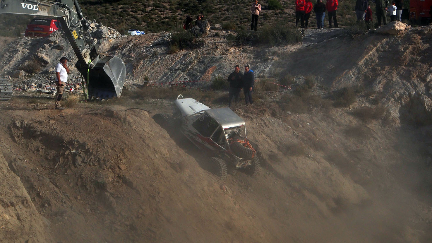 Equipo Electromecánica Óscar Extreme 4x4 de Baza 2025.