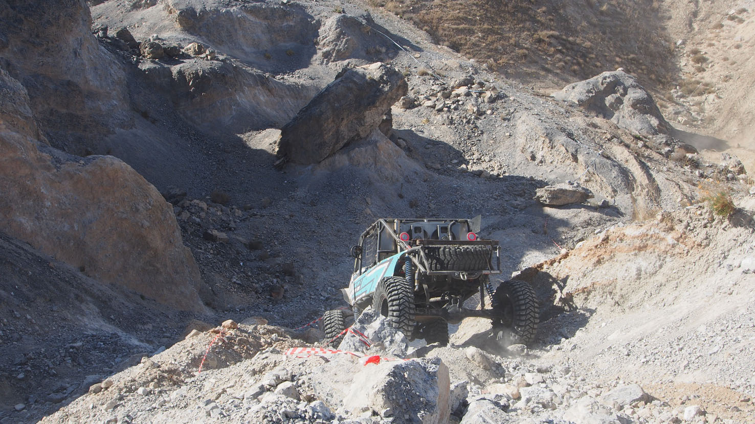 Equipo MJ Neumáticos Extreme 4x4 de Baza 2025.