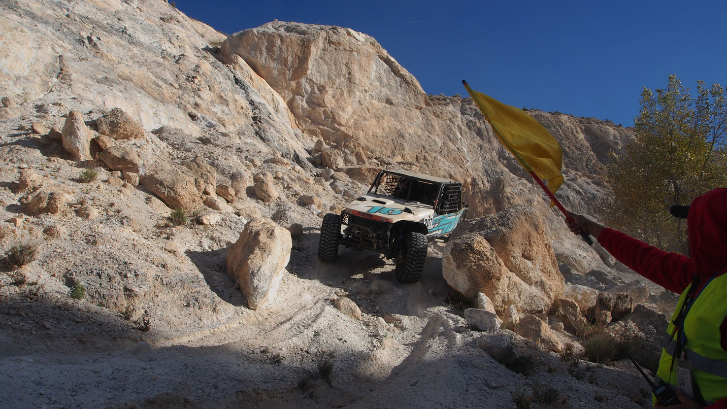 Equipo MJ Neumáticos Extreme 4x4 de Baza 2025.