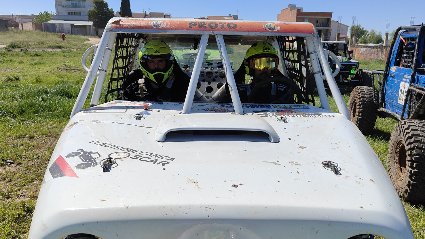 Equipo Electromecánica Óscar Extreme 4x4 de Castellar 2025.