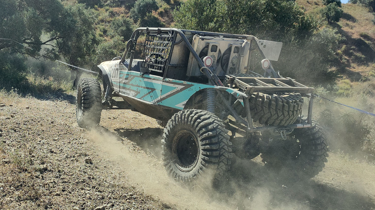 Equipo MJ Neumáticos VII Extreme 4x4 de Pizarra 2025.