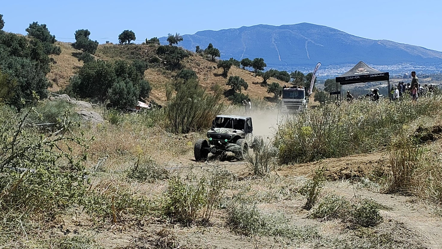 Equipo SBM Extreme 4x4 de Pizarra 2025.