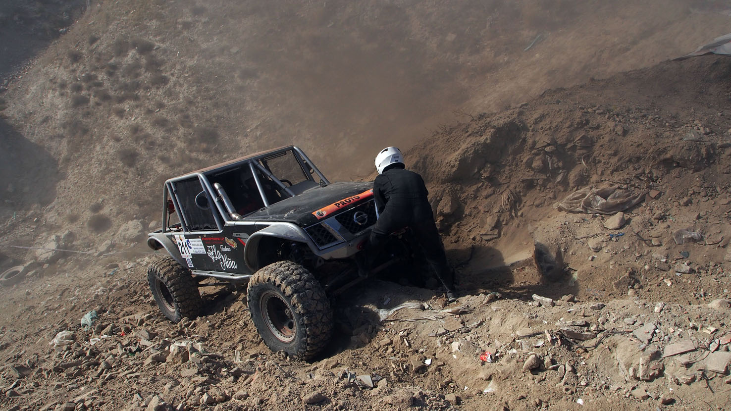 Equipo Team Berlanga Extreme 4x4 de Baza 2025.