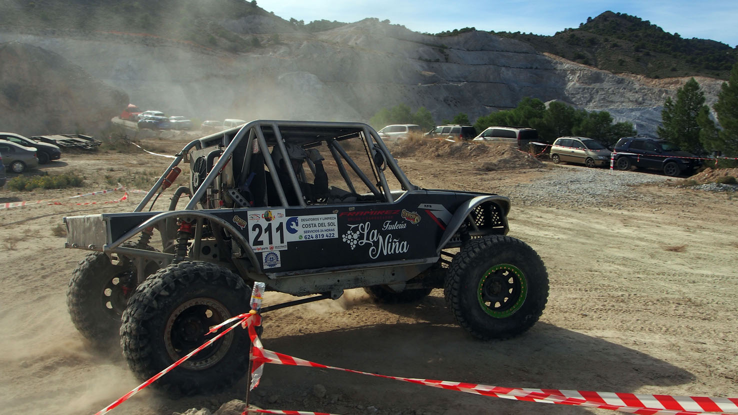 Equipo Team Berlanga Extreme 4x4 de Baza 2025.