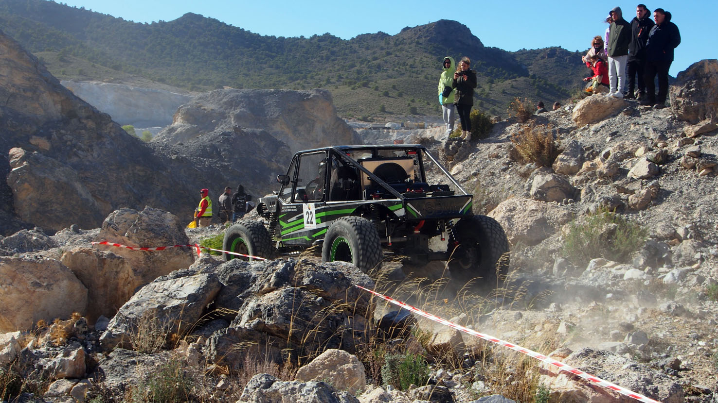 Equipo SBM 4x4 Extreme 4x4 de Baza 2025.