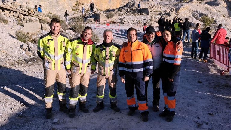Bomberos y sanitarios en el II Extreme 4x4 de Baza 2025.