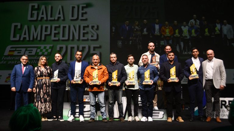 Gala de Campeones FAA Podio Campeonato Extremo 4x4 2025.