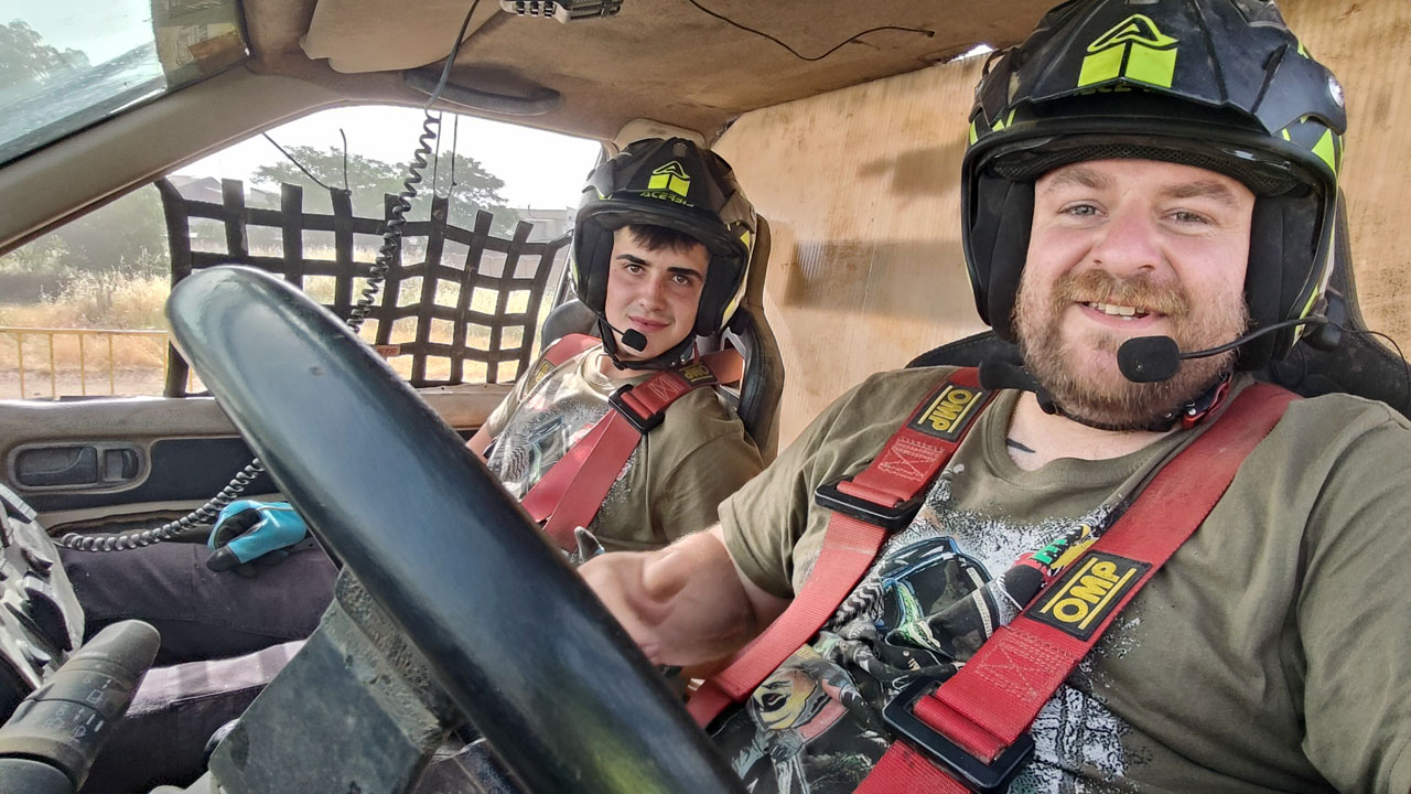 Extreme 4x4 Castellar 2026 Equipo Revienta Pistones.