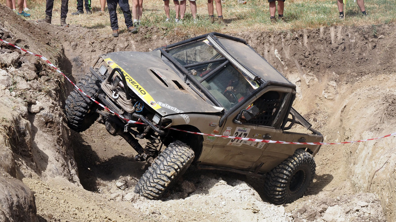 Extreme 4x4 Castellar 2026 Equipo Revienta Pistones.
