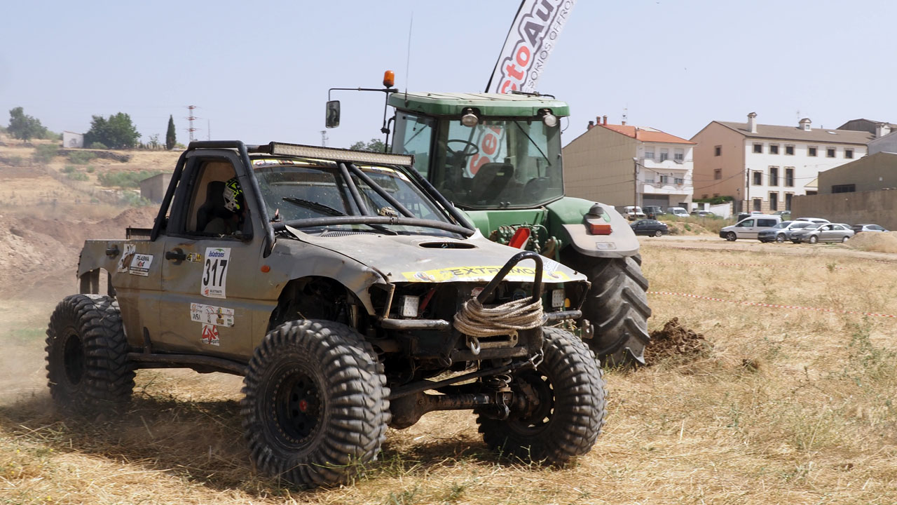 Extreme 4x4 Castellar 2026 Equipo Revienta Pistones.