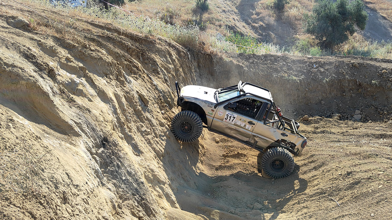Extreme 4x4 de Pizarra Equipo Revienta Pistones.
