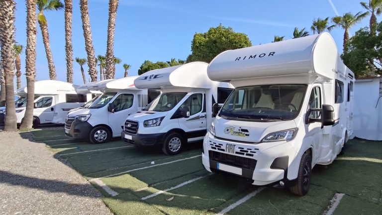 Flota de vehículos en alquiler en Autocaravanas Rivera.